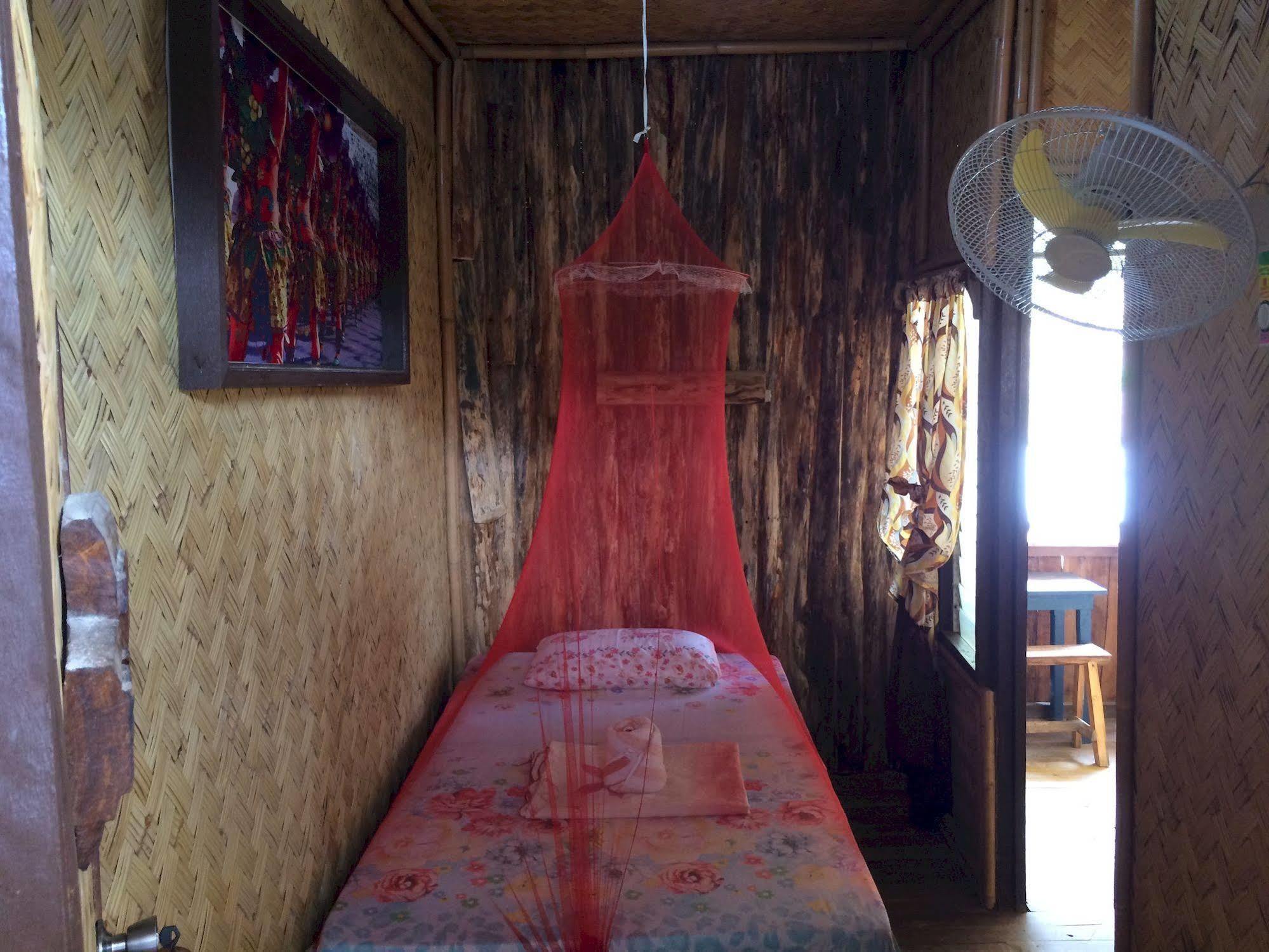 Bed and Breakfast Islandfront II Ель-Нідо Екстер'єр фото